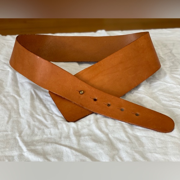 1980’s BANANA REPUBLIC BROWN LEATHER BELT MADE IN ENGLAND - Picture 14 of 14